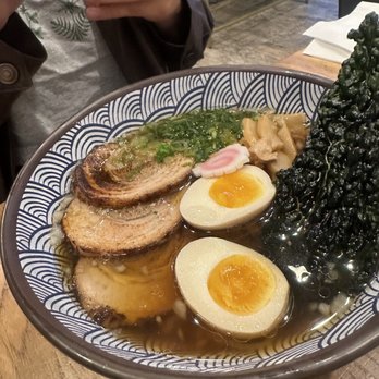 Burosu Ramen - Truffle Ramen - Ramen Near Me - Studio City, California Burosu Ramen - Truffle Ramen - Ramen Near Me - Studio City, California