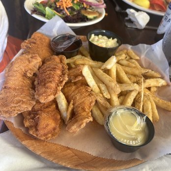 Island Fish - Chicken strips - Seafood Near Me - Marathon, Florida