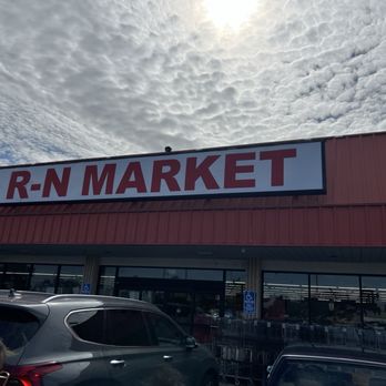 R-N Market - First timer - Grocery Near Me - Visalia, California R-N Market - First timer - Grocery Near Me - Visalia, California