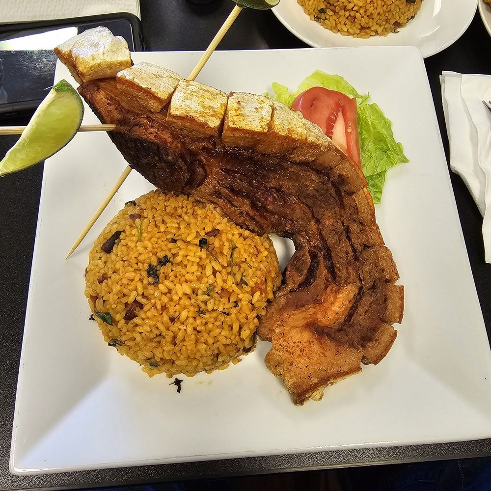 De Pura Cepa - Arroz mamposteado, con chuleta cancan. - Puerto Rican Near Me - Dickson City, Pennsylvania