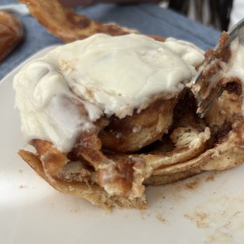 Sweet Red Peach - Best Cinnamon Roll I've ever had! - Bakeries Near Me - Menifee, California Sweet Red Peach - Best Cinnamon Roll I've ever had! - Bakeries Near Me - Menifee, California