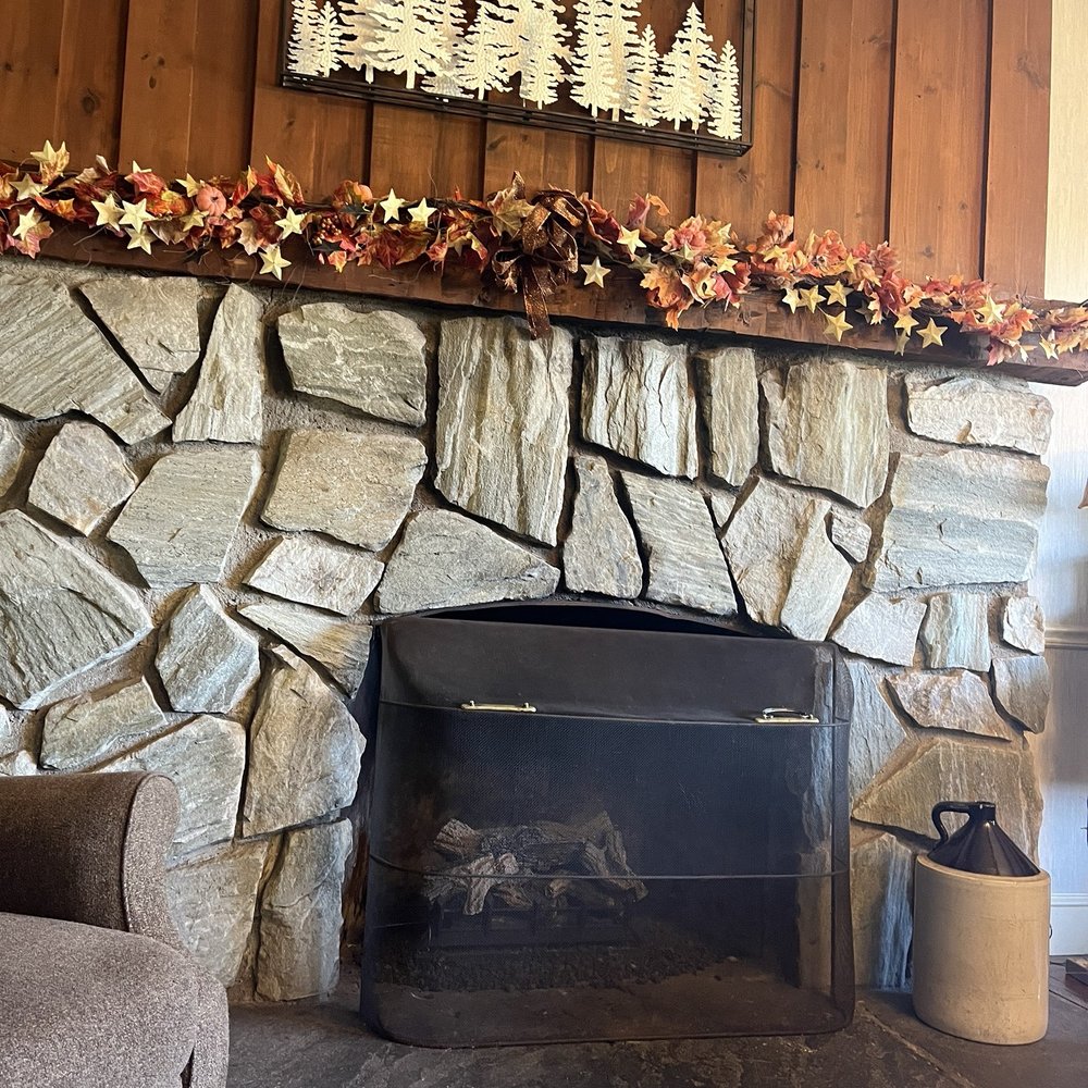 Winter Clove Inn - Hotels Near Me - Round Top, New York Winter Clove Inn - Hotels Near Me - Round Top, New York