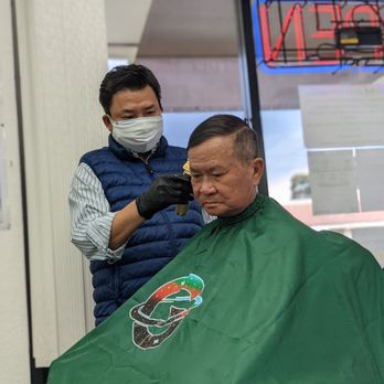 Galaxy Barber Shop - Tony is doing his great job - Barbers Near Me - Milpitas, California Galaxy Barber Shop - Tony is doing his great job - Barbers Near Me - Milpitas, California
