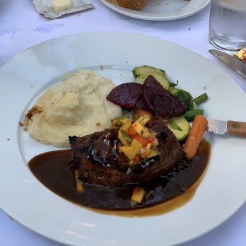 Loft Bar & Bistro - Grilled Bistro Filet - Lounges Near Me - San Jose, California