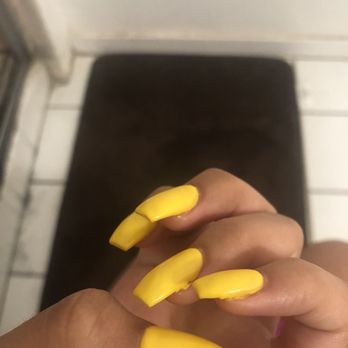 Studio Nails & Spa - Nail Salons Near Me - Pico Rivera, California
