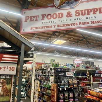 Tractor Supply - Pet Stores Near Me - Bakersfield, California