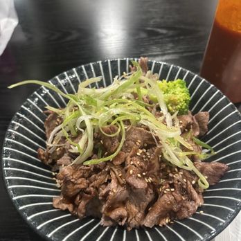 Rohey's Wok & Grill - Beef Teriyaki Bowl - Japanese Near Me - Riverside, California Rohey's Wok & Grill - Beef Teriyaki Bowl - Japanese Near Me - Riverside, California