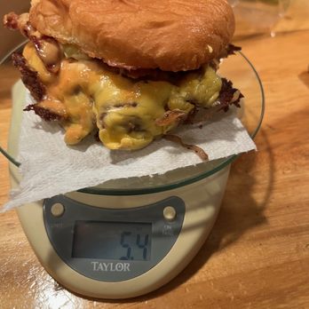 For The Win - 5.4 Oz - Burgers Near Me - San Diego, California