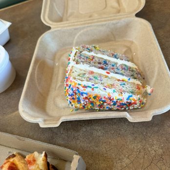 Driftwood Pizzeria - Birthday cake - Pizza Near Me - Alpine, Wyoming