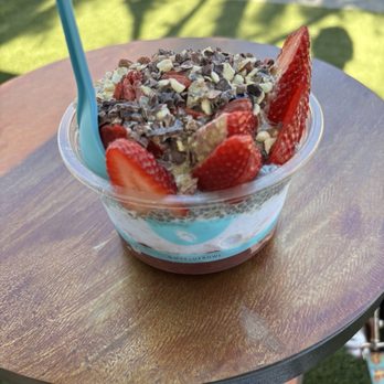 Blue Bowl Superfoods - Medium 16oz $12 - Acai Bowls Near Me - Riverside, California Blue Bowl Superfoods - Medium 16oz $12 - Acai Bowls Near Me - Riverside, California