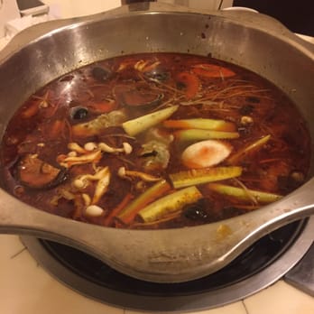Eat First - Hot pot - Chinese Near Me - Makati, NCR