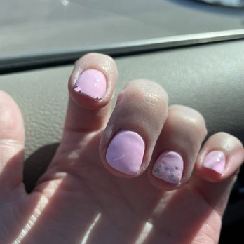Highlands Nails & Spa - First chips 36 hours post original manicure. - Nail Salons Near Me - Las Vegas, Nevada Highlands Nails & Spa - First chips 36 hours post original manicure. - Nail Salons Near Me - Las Vegas, Nevada