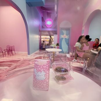 Urban Crunch - Ice Cream & Frozen Yogurt Near Me - Land O' Lakes, Florida