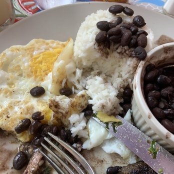 Yuca Bar - Latin American Near Me - New York, New York