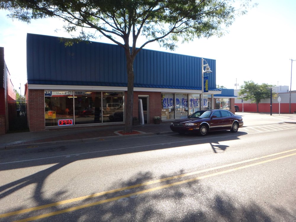 SLEEP BY THE BAY Updated July 2024 200 Newman St, East Tawas