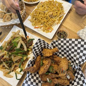 Green Bites Dumpling & Tea Bar - Chinese Near Me - Brampton, Ontario