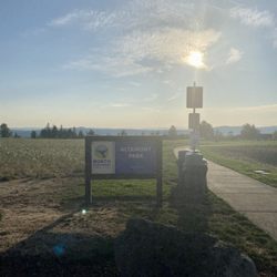 Altamont Park - Sign