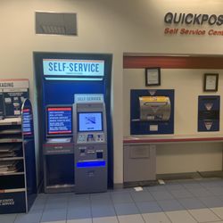 US Post Office - SELF-SERVICE stations are always a plus!