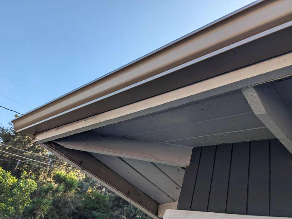 Slide of Heaven Roof & Gutters