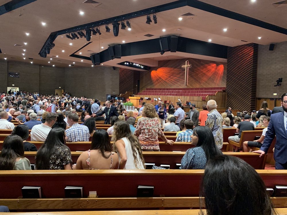 GRACE COMMUNITY CHURCH Updated August 2024 77 Photos & 107 Reviews