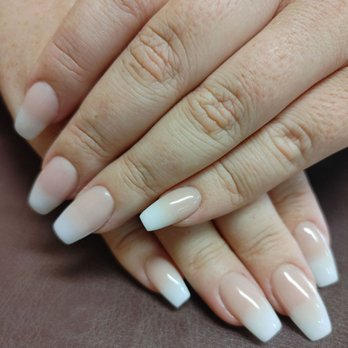 Top Nail & Spa - Ombre nails by Justin - Nail Salons Near Me - Beaumont, California Top Nail & Spa - Ombre nails by Justin - Nail Salons Near Me - Beaumont, California
