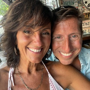 Hog's Breath Saloon - Bars Near Me - Key West, Florida