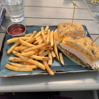 FROLIK KITCHEN + COCKTAILS - Updated March 2025 - 991 Photos & 974