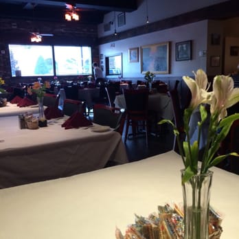 Weidmann's Restaurant - Dining room - Steakhouses Near Me - Meridian, Mississippi