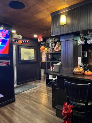 Union Jack Pub by null