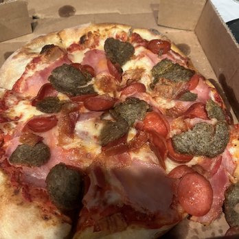 Mama Tigs Wood Fired Pizza - Custom pizza with pepperoni, bacon, meatballs, & ham - Pizza Near Me - Eufaula, Oklahoma Mama Tigs Wood Fired Pizza - Custom pizza with pepperoni, bacon, meatballs, & ham - Pizza Near Me - Eufaula, Oklahoma
