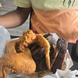 Shark's Fish & Chicken - Chicken tip combo