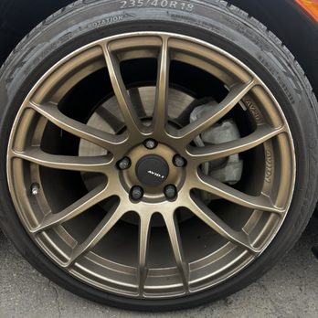 Rims Like New - BEFORE half wheel scratched up all around the edges - Wheel & Rim Repair Near Me Rims Like New - BEFORE half wheel scratched up all around the edges - Wheel & Rim Repair Near Me
