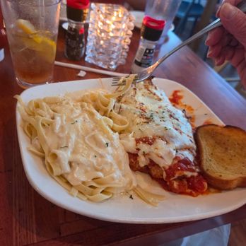 Pressley's At the Marina - Chicken Parmesean but they gave us Alfredo sauce on the pasta? - Seafood Near Me - Edisto Island, South Carolina