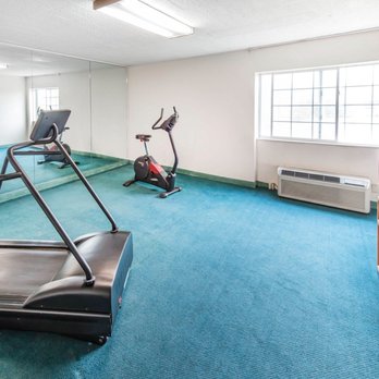 Econo Lodge - You can use our Fitness center also, before you start your healthy day - Hotels Near Me - New Stanton, Pennsylvania