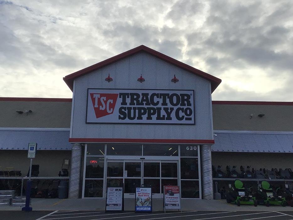 TRACTOR SUPPLY - 630 Earl Rd, Shelby, NC - Yelp