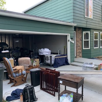 Movers For You - Everything in this picture and miscellaneous items inside are still in the house. - Movers Near Me Movers For You - Everything in this picture and miscellaneous items inside are still in the house. - Movers Near Me