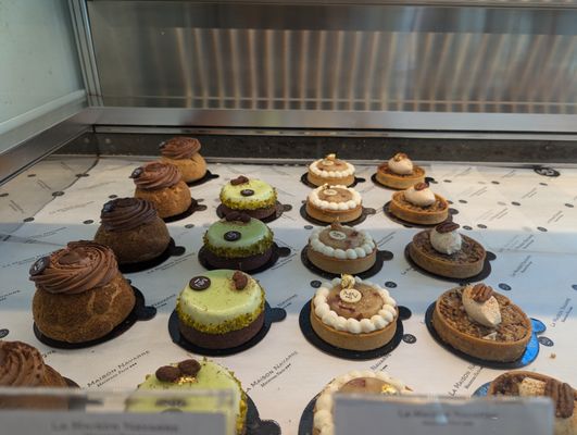 La Maison Navarre - Pastry, Bistro, Wine Bar by null