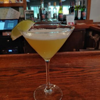 The Upper Pass Lodge - Cocktail - Hotels Near Me - Londonderry, Vermont