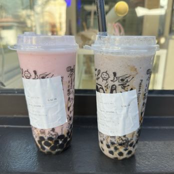Boba Ave 8090 - Strawberry banana smoothie and Oreo Vanilla smoothie with boba. - Bubble Tea Near Me - Rancho Cucamonga, California Boba Ave 8090 - Strawberry banana smoothie and Oreo Vanilla smoothie with boba. - Bubble Tea Near Me - Rancho Cucamonga, California