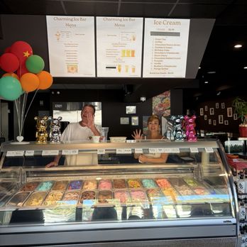 Charming Ice Bar - Ice Cream & Frozen Yogurt Near Me - Thousand Oaks, California Charming Ice Bar - Ice Cream & Frozen Yogurt Near Me - Thousand Oaks, California