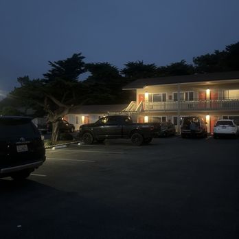 Castle Inn - In the lot, just parked - Hotels Near Me - Cambria, California Castle Inn - In the lot, just parked - Hotels Near Me - Cambria, California