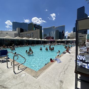 The Scene Pool Deck - Swimming Pools Near Me - Las Vegas, Nevada