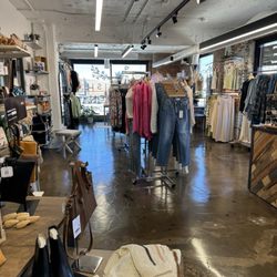 Modish Maven Boutique - Inside