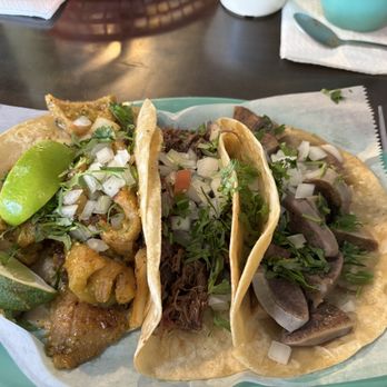 La Tapatia - Lunch Time !!! - Mexican Near Me - Austin, Texas La Tapatia - Lunch Time !!! - Mexican Near Me - Austin, Texas