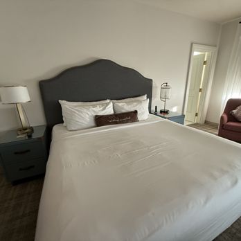 Fenway Hotel, Autograph Collection - Hotels Near Me - Dunedin, Florida Fenway Hotel, Autograph Collection - Hotels Near Me - Dunedin, Florida