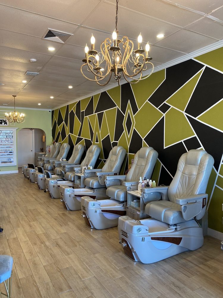 PARIS NAIL SPA Updated October 2024 106 Photos & 24 Reviews 331 E