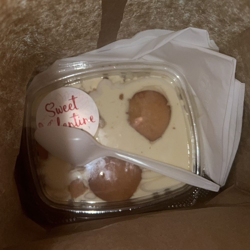 Sweet Valentine Bakery - Banana Pudding - Bakeries Near Me - Carson, California Sweet Valentine Bakery - Banana Pudding - Bakeries Near Me - Carson, California