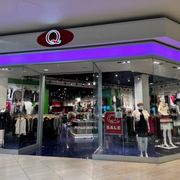Q-store 180s.jpg