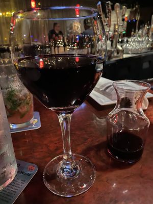 Luxe Restaurant & Martini Bar by null