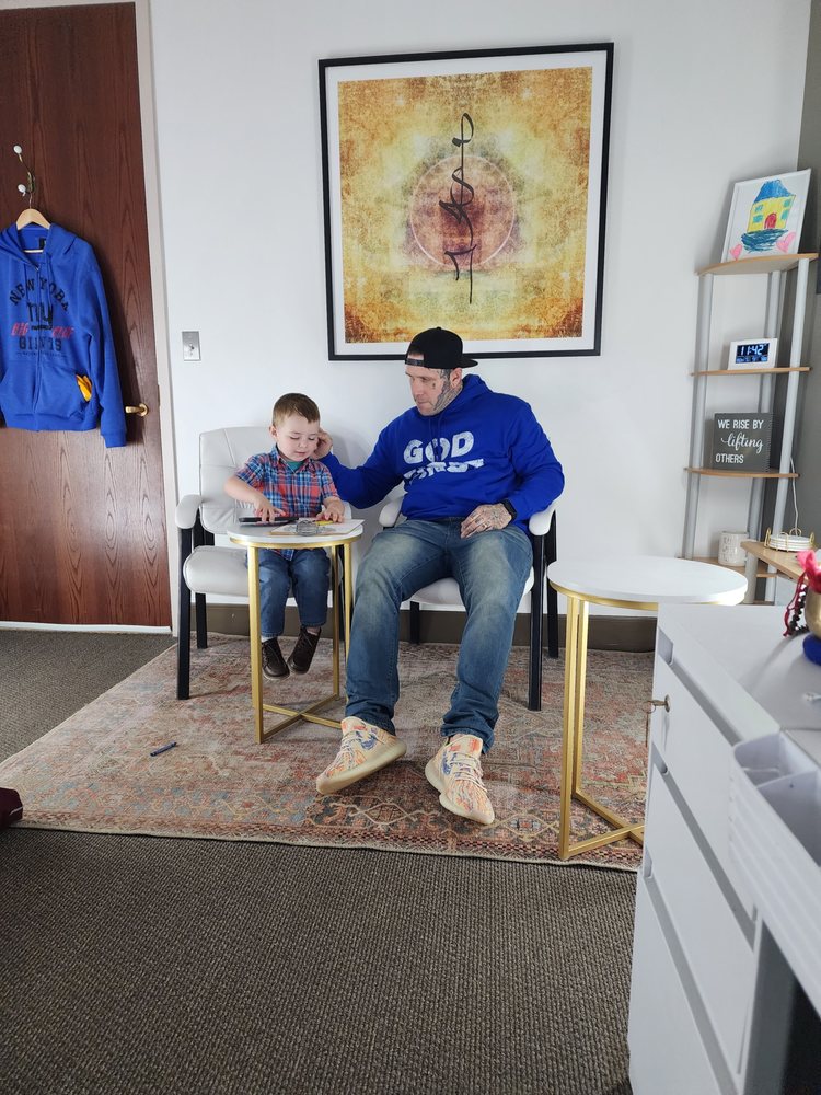 Counseling Empowerment Center - grief counselor in Niles, OH